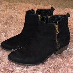 Steve madden booties size 6 1/2